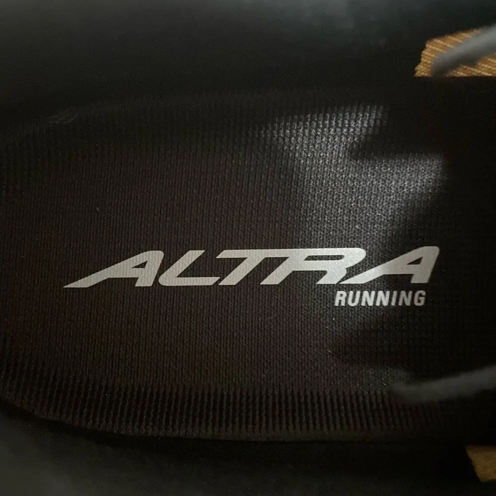 Altra Escalante 4 AL0A85NE100 White Road Running Walking Shoes Men's Sz 14